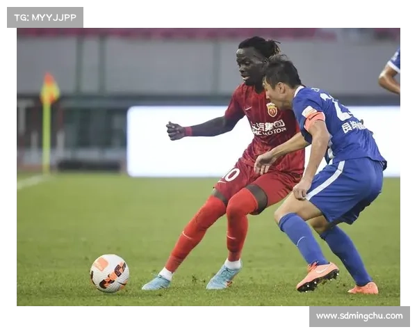 如何从战术与技术角度分析中超武汉长江与武汉三镇的精彩对决