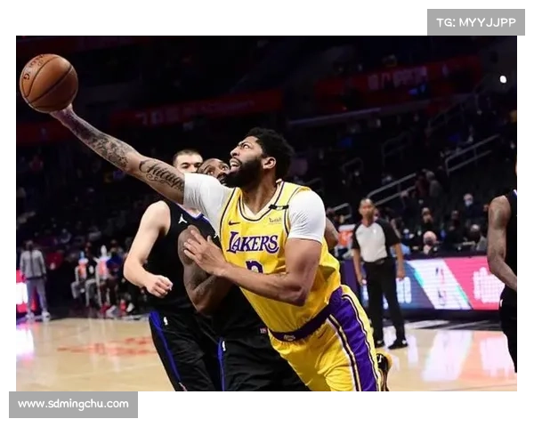 如何应对卡鲁索与威廉姆斯伤退对球队阵容和战术布局的影响