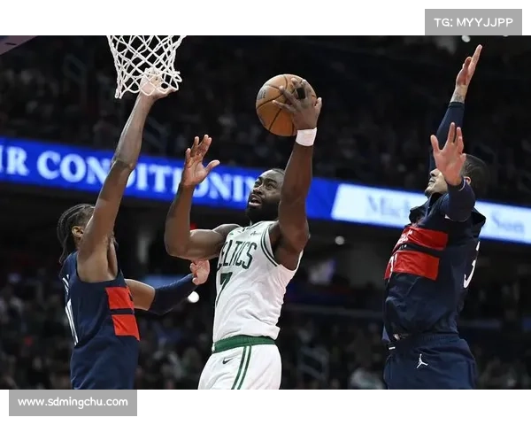 布朗大显身手 四连胜球队表现抢眼 排名势头强劲