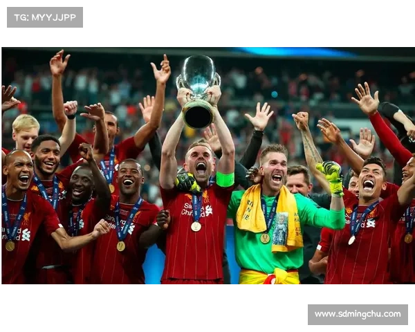 意大利超级杯战术对比：解析意甲与英超足球风格差异